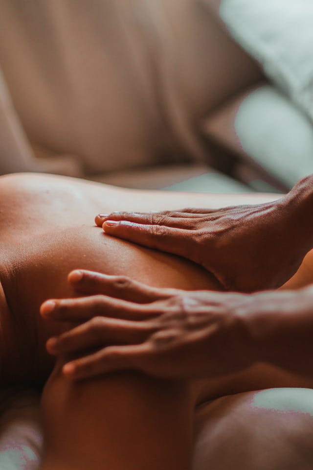 Unlocking the Benefits of CBD in Massage Therapy